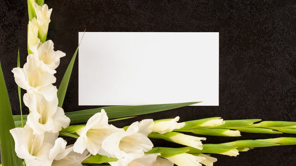 How To Personalize An Obituary Notice